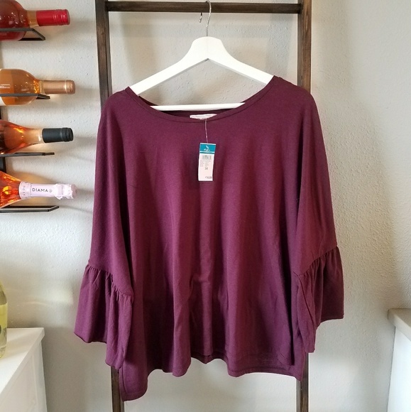 Rue21 Tops - Rue21 maroon 3/4 sleeve